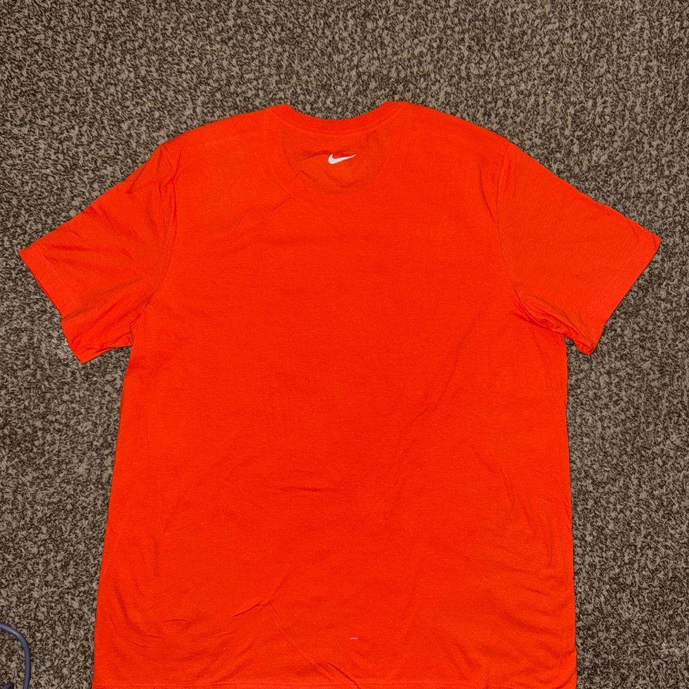 Nike Orange Short Sleeve Tee - Picture 2 of 4